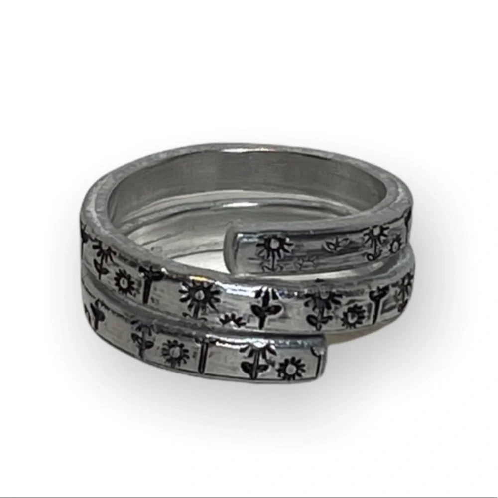 Handmade 8‎ stamped flower pattern silver adjustable hypoallergenic wrap ring
